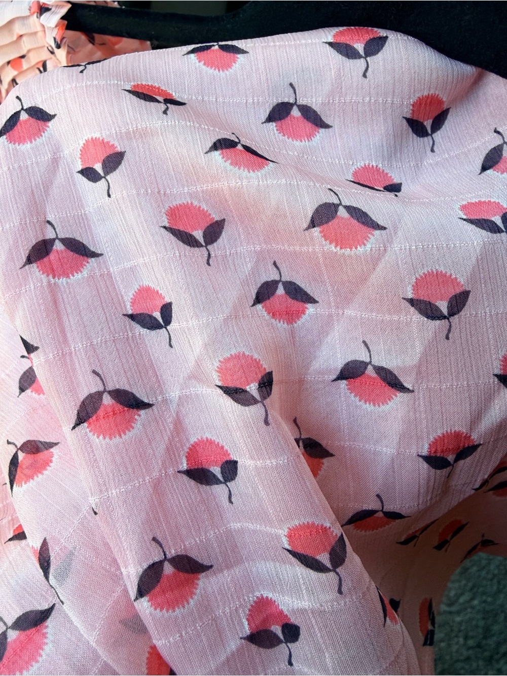 Ann Taylor Peach Pink Floral Square Neck Top - Picture 4 of 4